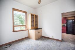 180 Syndicate Street, Winnipeg, MB R2W3H3 Photo 9