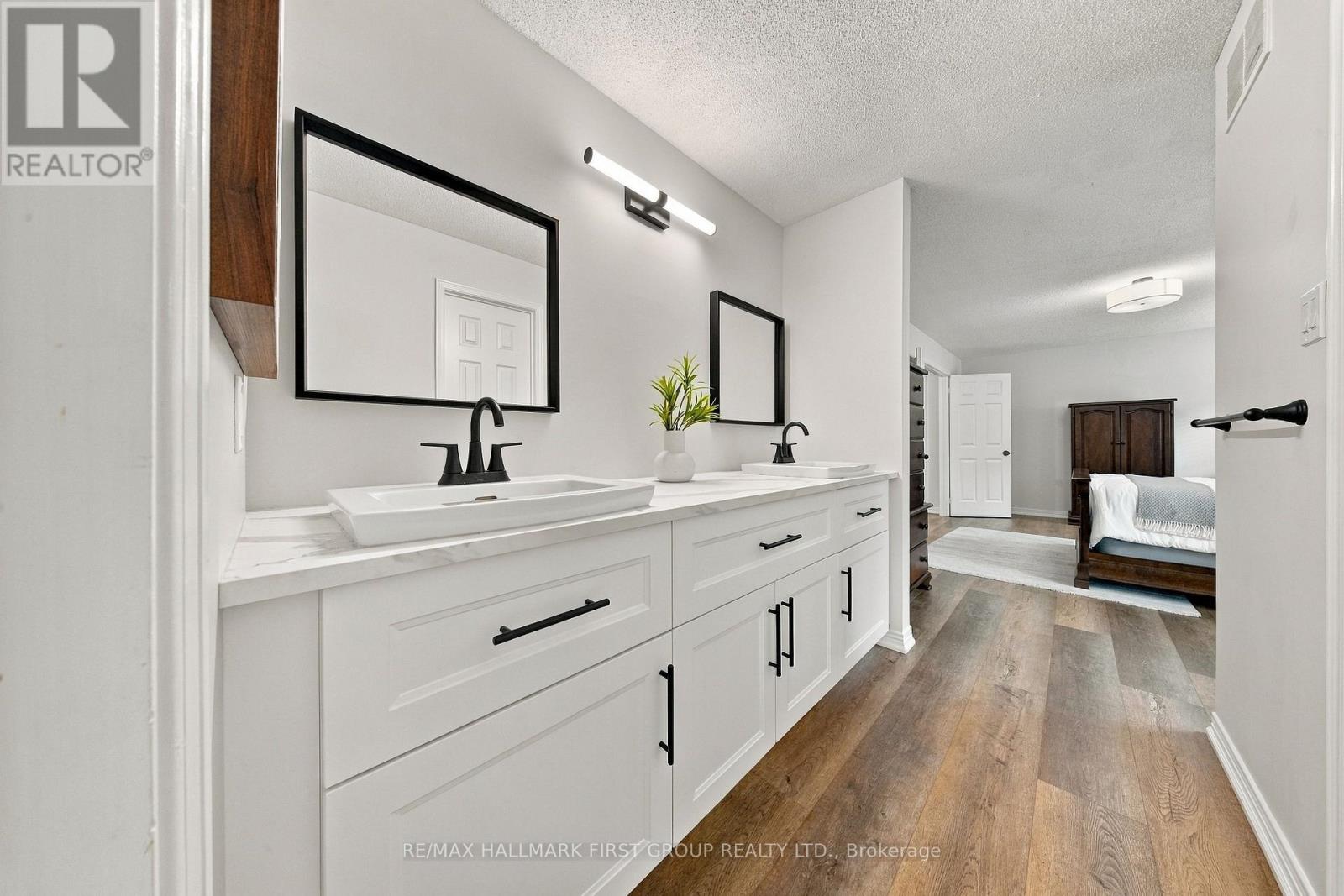 1518 RAWLINGS DRIVE - 22
