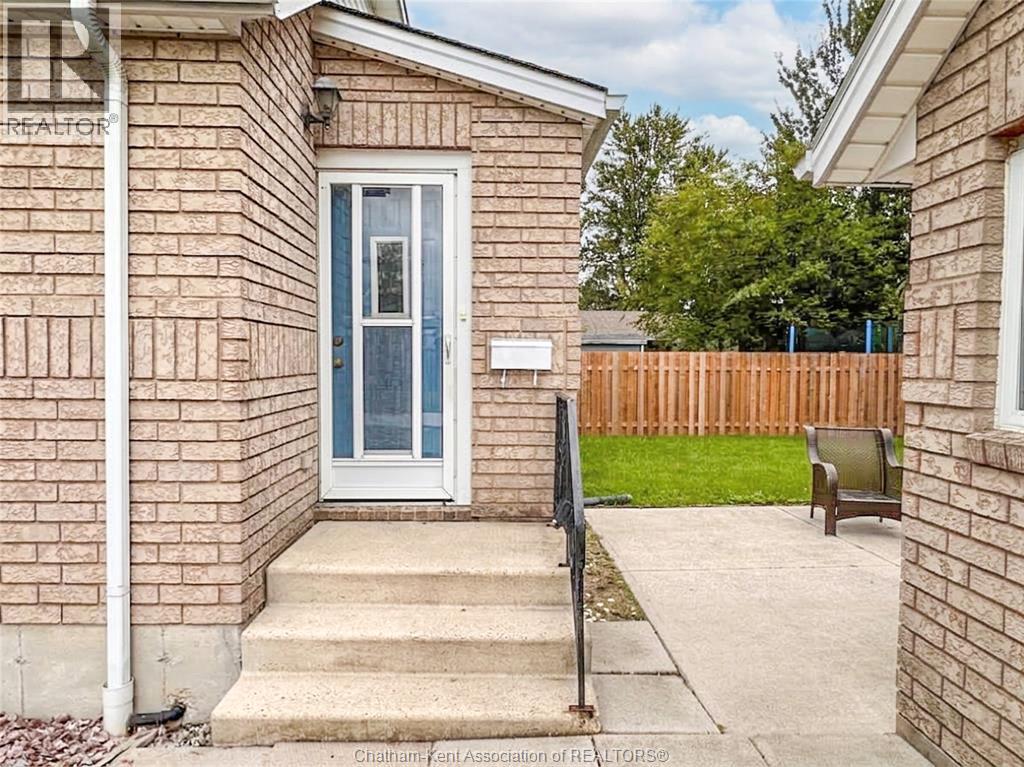 105 Aberdeen STREET - Image 29