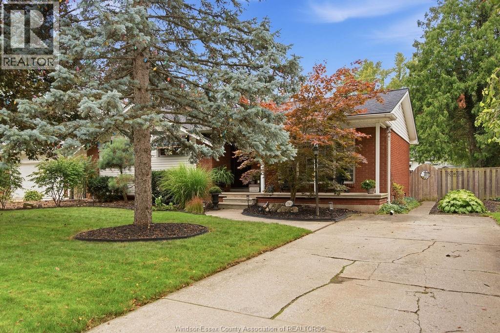 3343 ST PATRICK'S Avenue, Windsor, Ontario, N9E3H2, Windsor, Ontario — photo 2 of 5