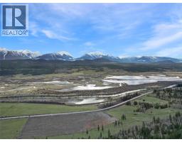 2360/2380 95 Highway, Spillimacheen, BC V0A1P0 Photo 51