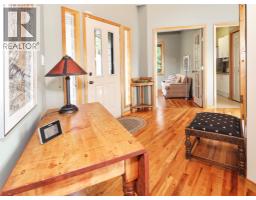 Primary Bedroom - 2360/2380 95 Highway, Spillimacheen, BC V0A1P0 Photo 7