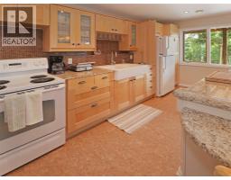 2360/2380 95 Highway, Spillimacheen, BC V0A1P0 Photo 80