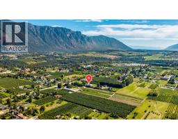 409 33rd Avenue, Creston, BC V0B1G1 Photo 63