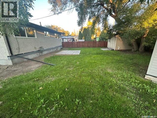 3811 Van Horne AVENUE, Regina — photo 7