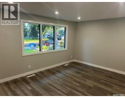 Laundry room - 3811 Van Horne Avenue, Regina, SK S4S1M5 Photo 9