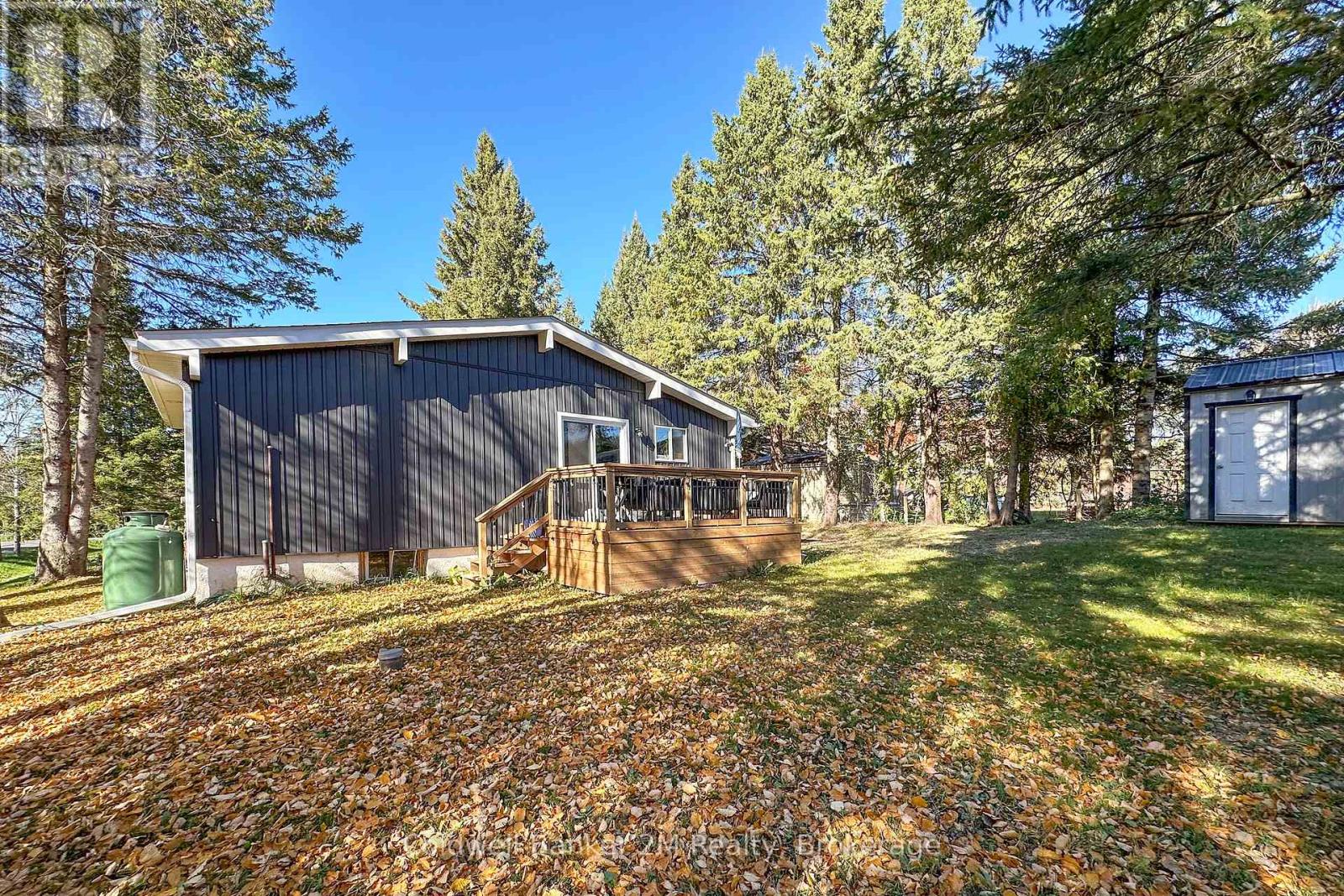 122 MCGILL DRIVE - 25