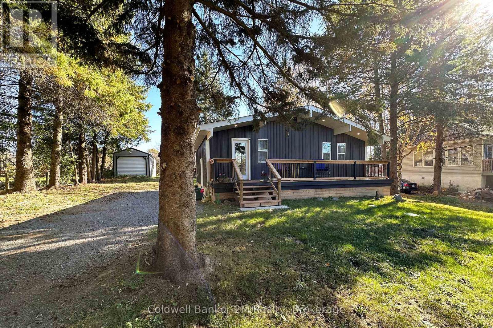 122 MCGILL DRIVE - 3