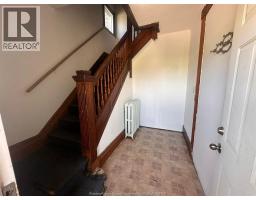 559 Assumption, Windsor, ON N9A3B3 Photo 21