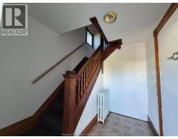 559 Assumption, Windsor, ON N9A3B3 Photo 42
