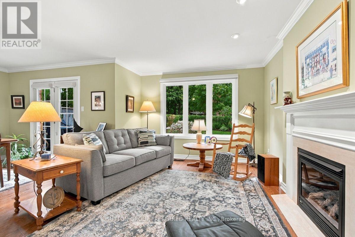 668 COUNTRY CLUB DRIVE - 23