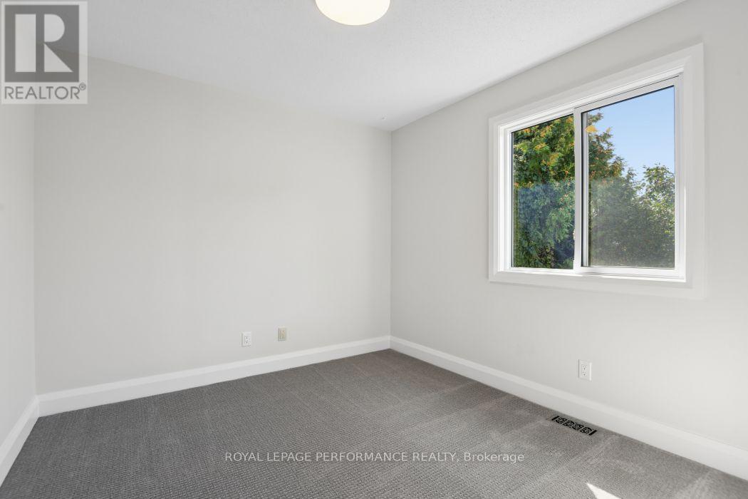 602 Brome Crescent