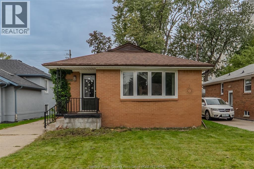 257 Dieppe STREET