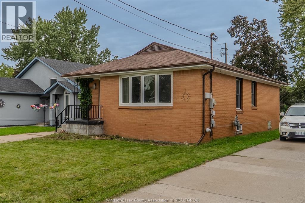 257 Dieppe STREET - 3