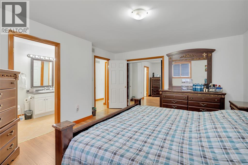 2078 ROCKPORT - 11