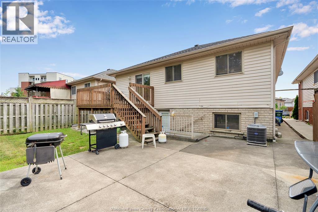 2078 ROCKPORT - 26