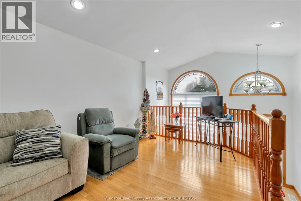 2078 ROCKPORT - 5