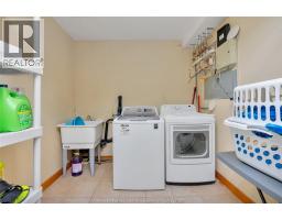 2078 Rockport, Windsor, ON N9G3A6 Photo 24