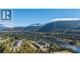 3732 5th Avenue, Castlegar, BC V1N4Y4 Photo 54