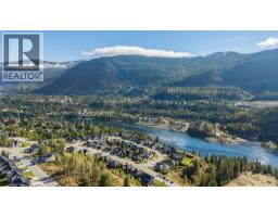 3732 5th Avenue, Castlegar, BC V1N4Y4 Photo 58
