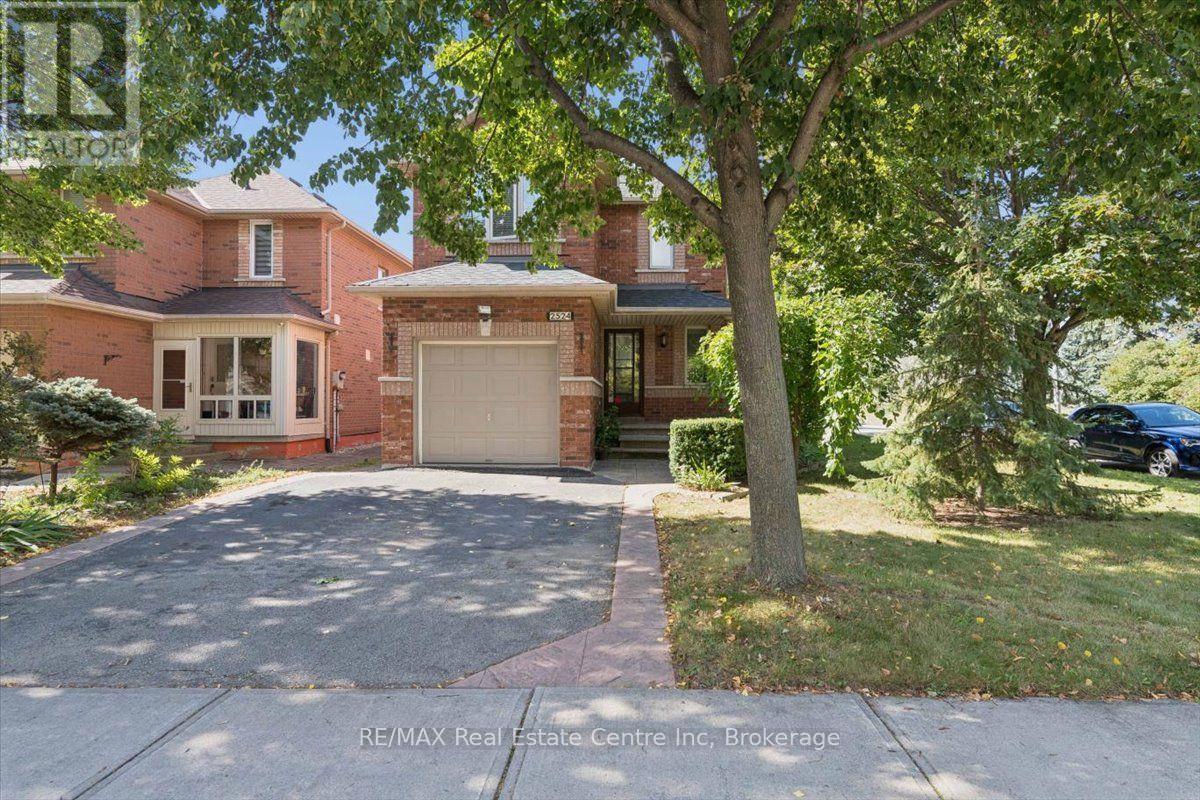 Photo of 2524 LOGAN AVENUE