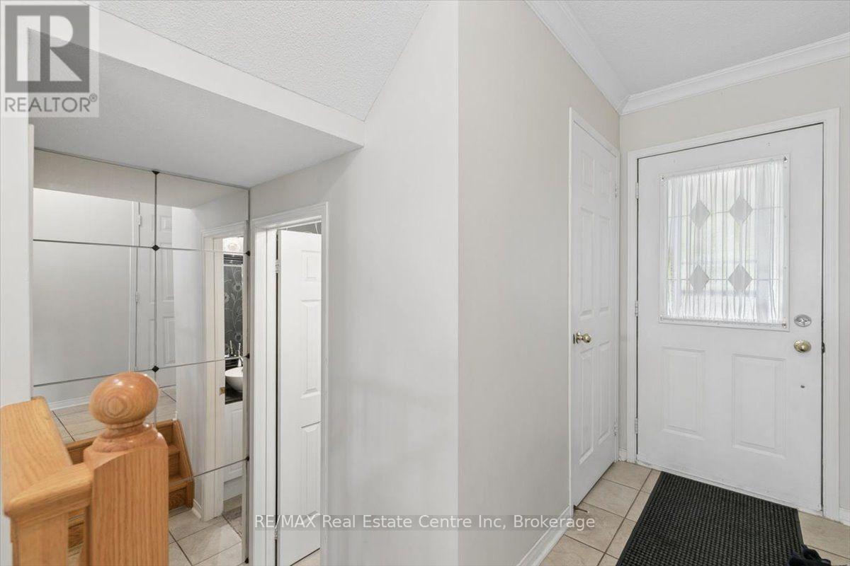 Photo of 2524 LOGAN AVENUE