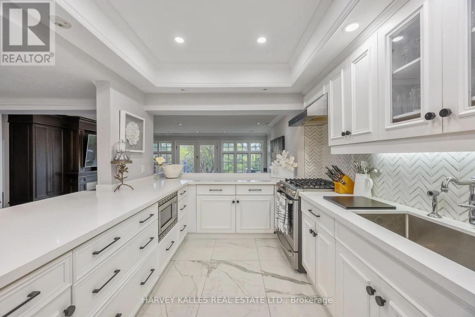 141 OLD FOREST HILL ROAD - 16