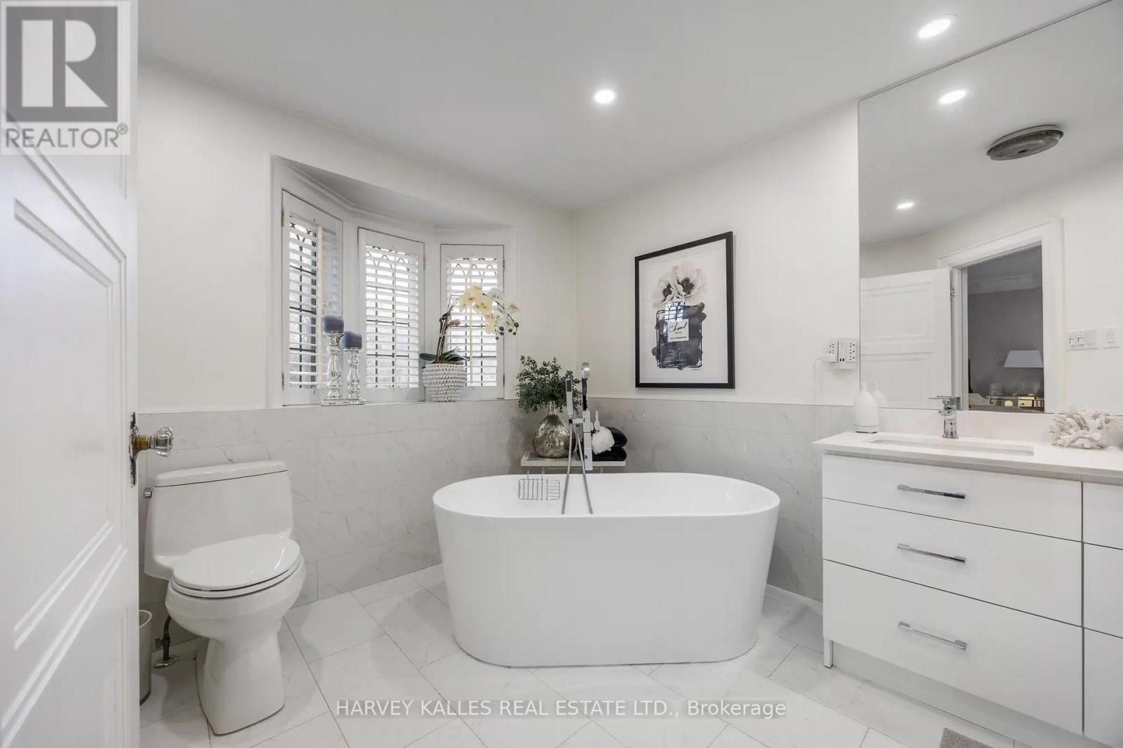 141 OLD FOREST HILL ROAD - Image 36