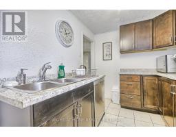 122 Elvaston Drive, Toronto, ON M4A1N6 Photo 39