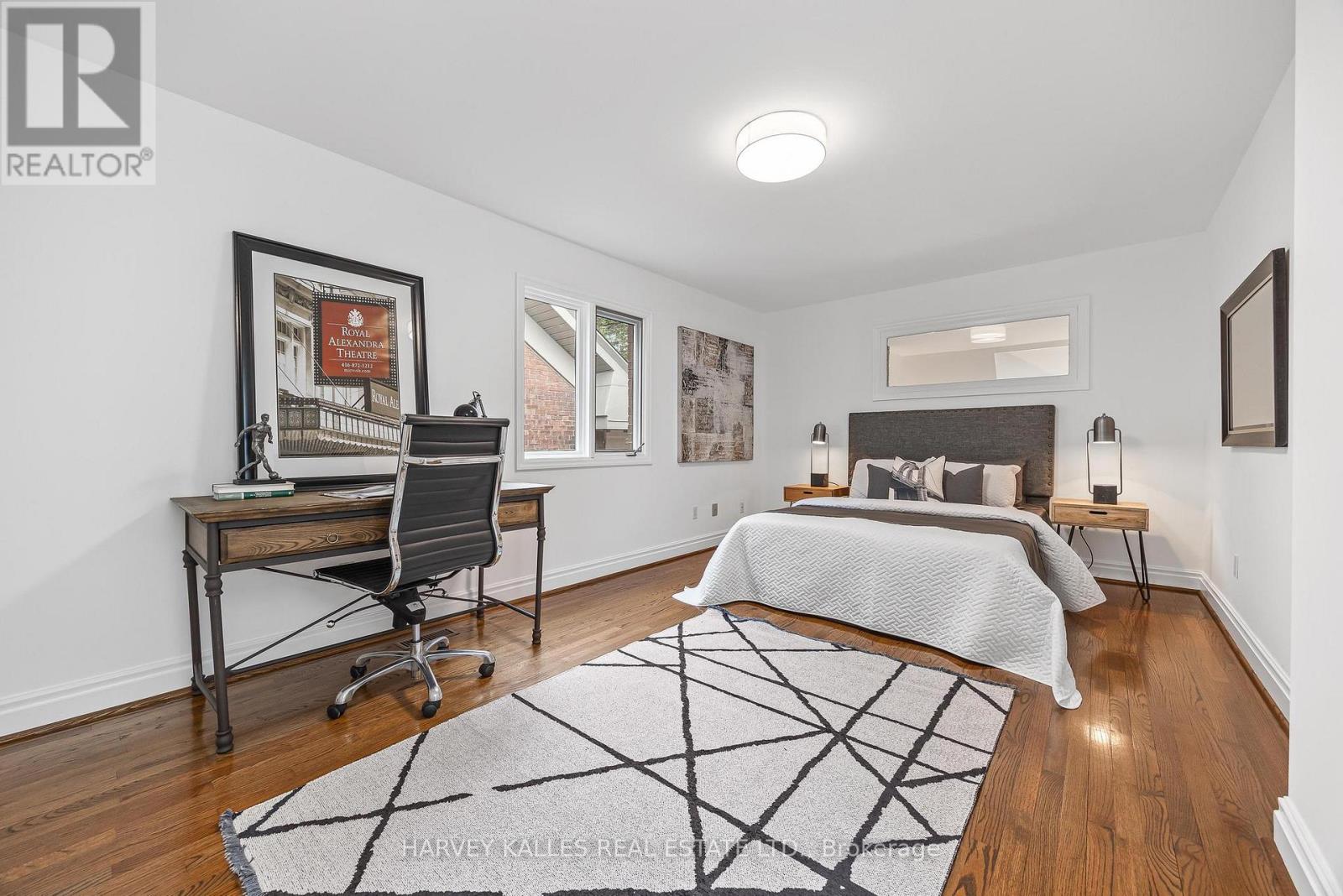 142 KEEWATIN AVENUE - 25