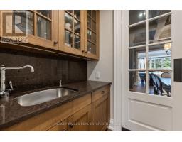 40 Sultana Avenue, Toronto, ON M6A1T1 Photo 16