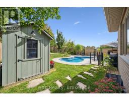 110 Marr Drive, Centre Wellington, ON N0B1S0 Photo 45