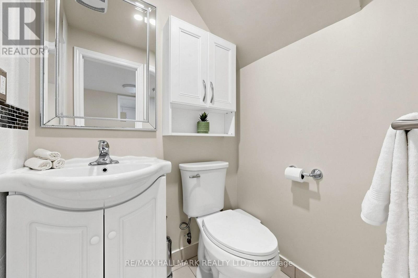 96B LAUREL AVENUE - 32
