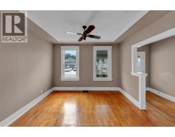 4pc Bathroom - 121 Cornhill Street, Chatham, ON N7L1M9 Photo 7