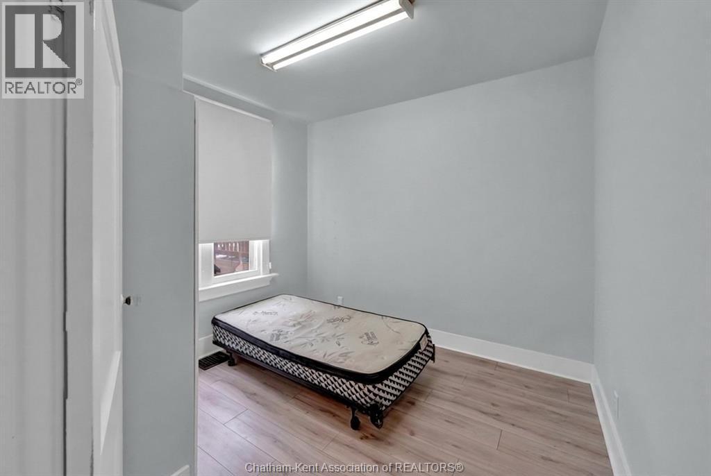 121 Cornhill STREET - 26