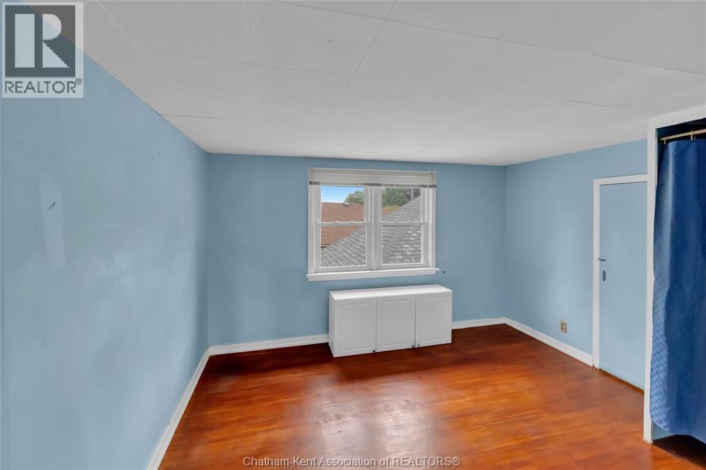 121 Cornhill STREET - Image 36