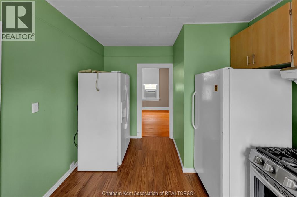 121 Cornhill STREET - 19