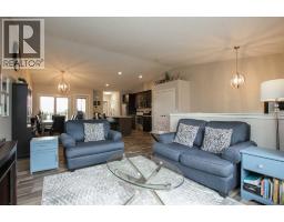 2pc Bathroom - 338 Spruce Street, Springbrook, AB T4S0N9 Photo 6