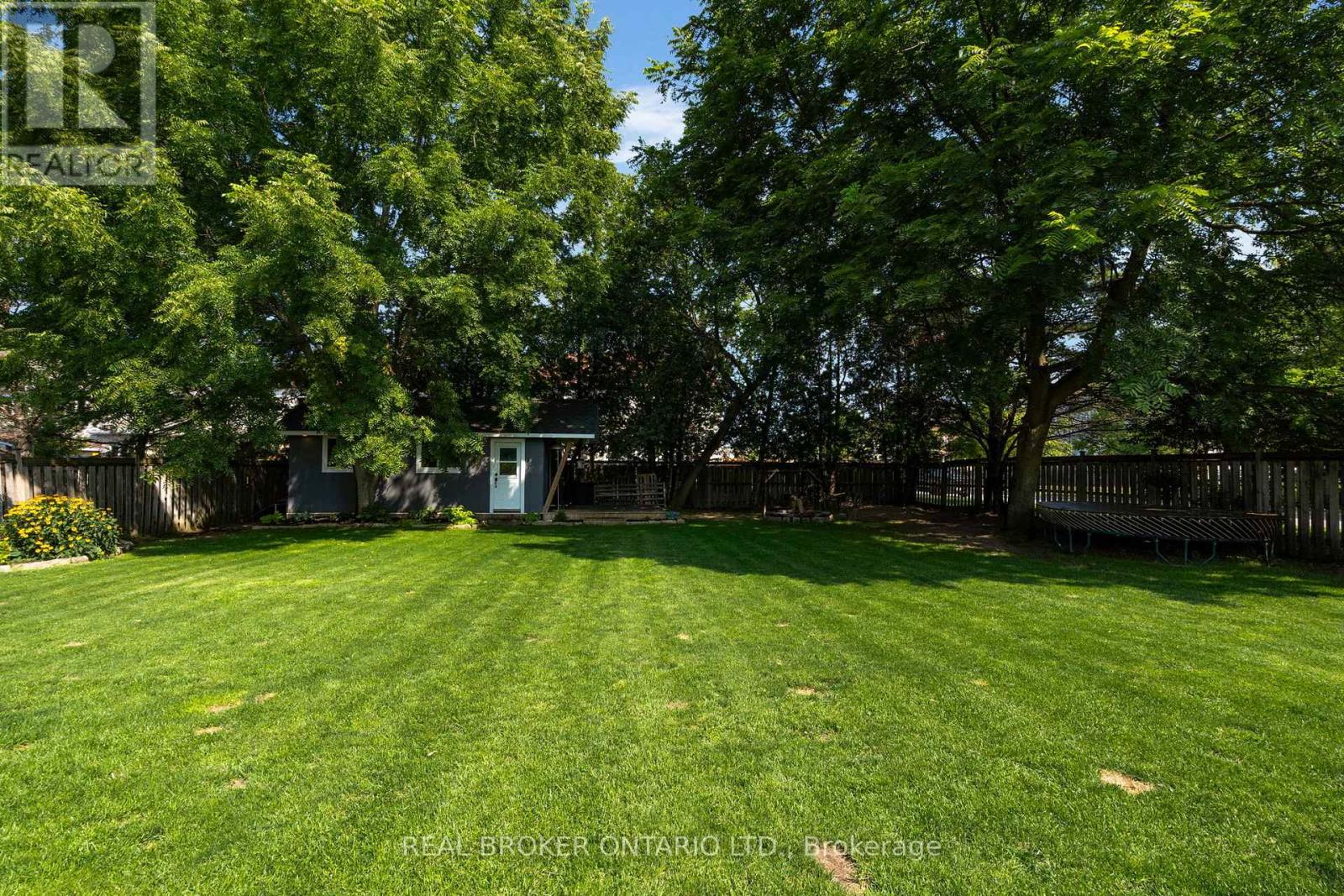 213 CENTRE STREET - Image 23