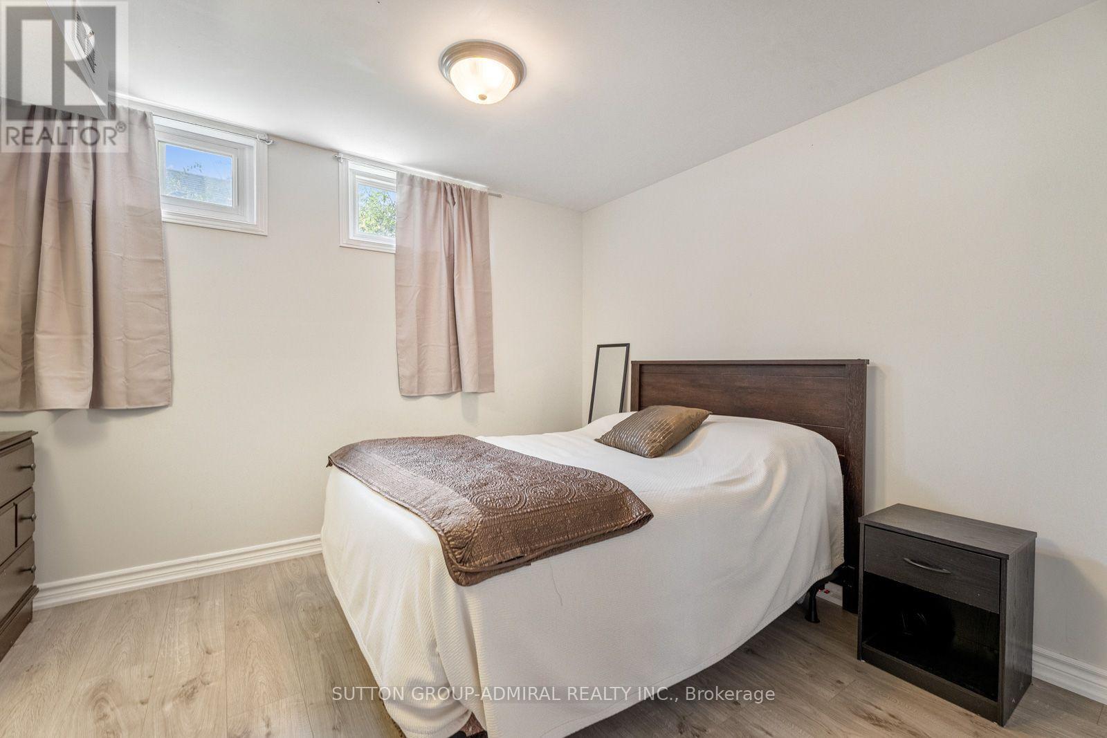 788 ALLAN AVENUE - Image 31