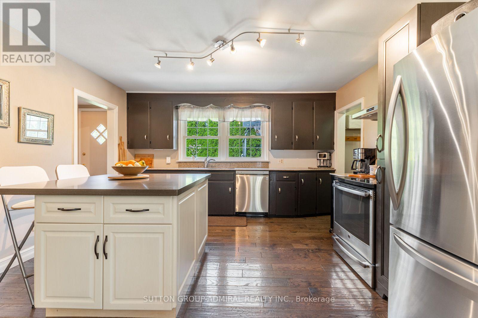 788 ALLAN AVENUE - Image 8
