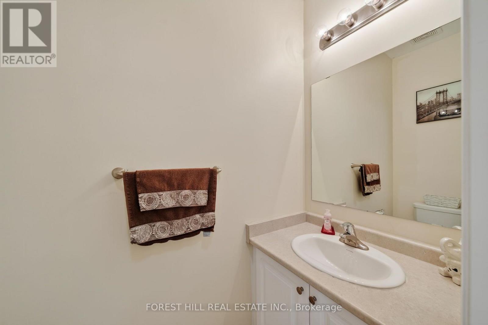 37 RUGMAN CRESCENT - 16