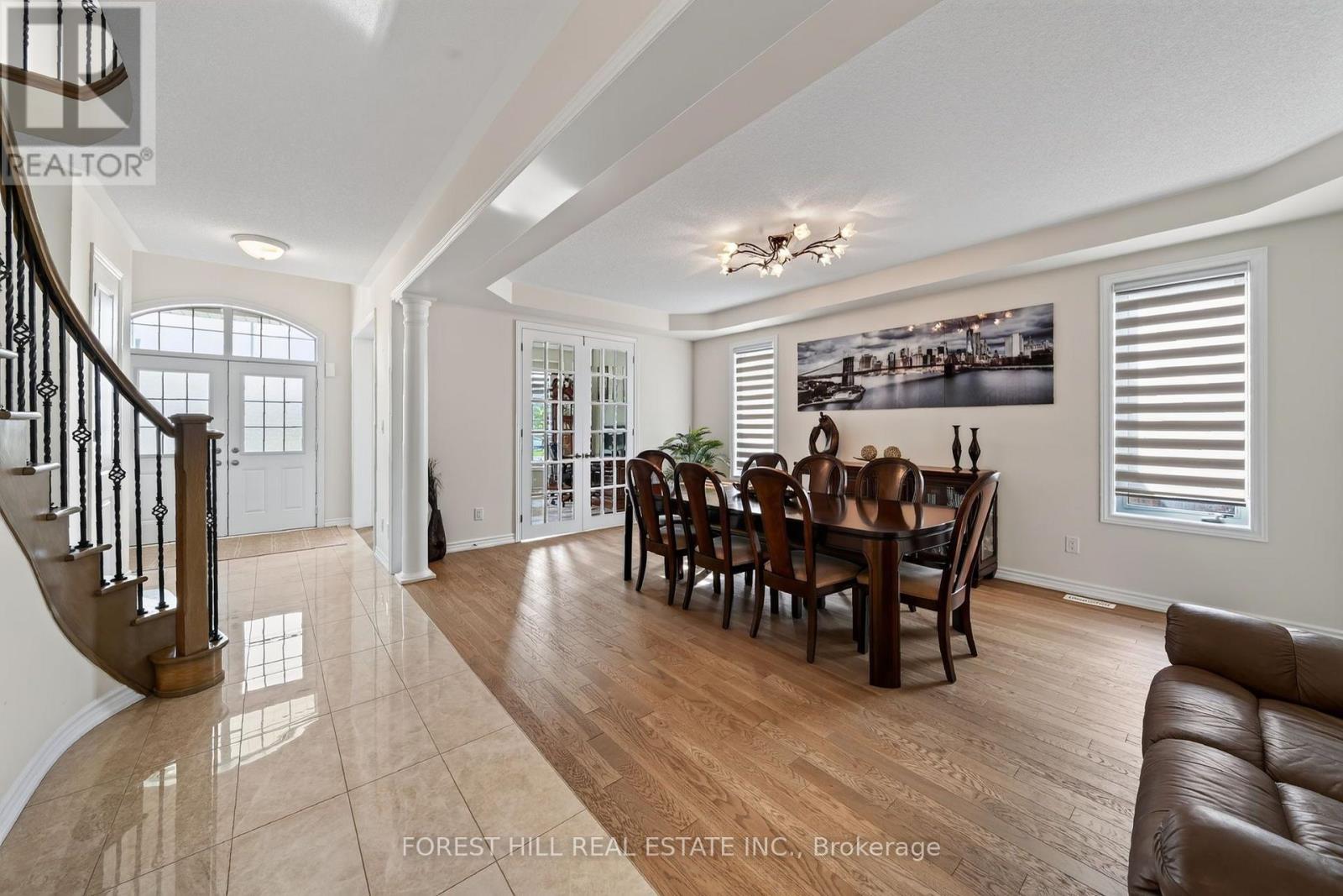 37 RUGMAN CRESCENT - 3