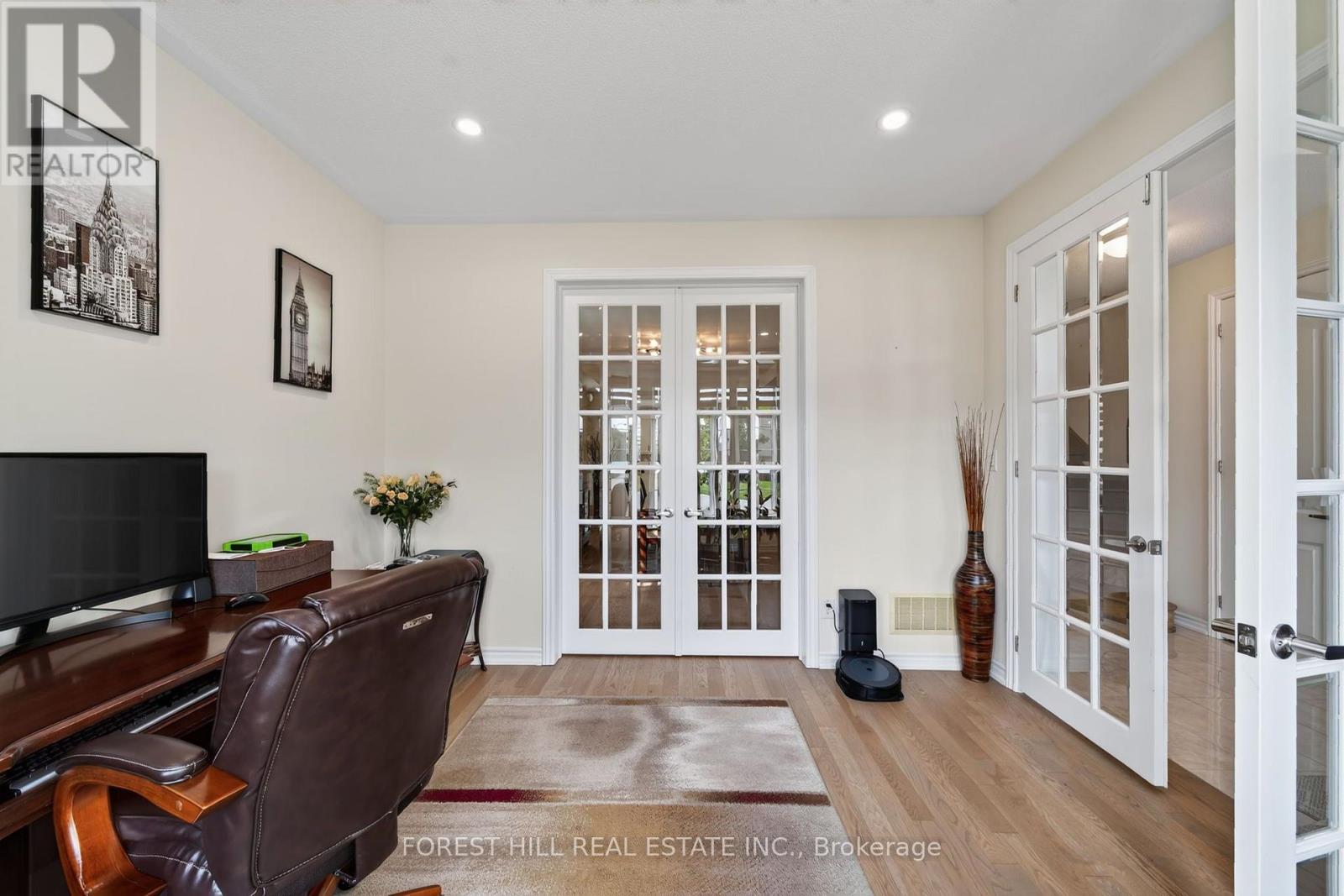 37 RUGMAN CRESCENT - 7