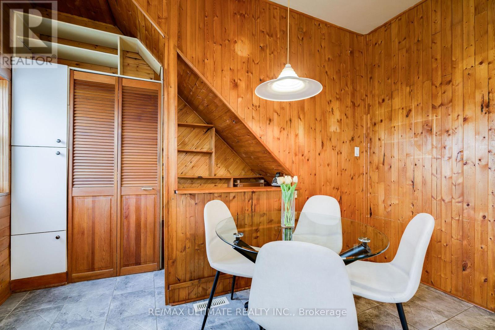 251 BOON AVENUE - 13