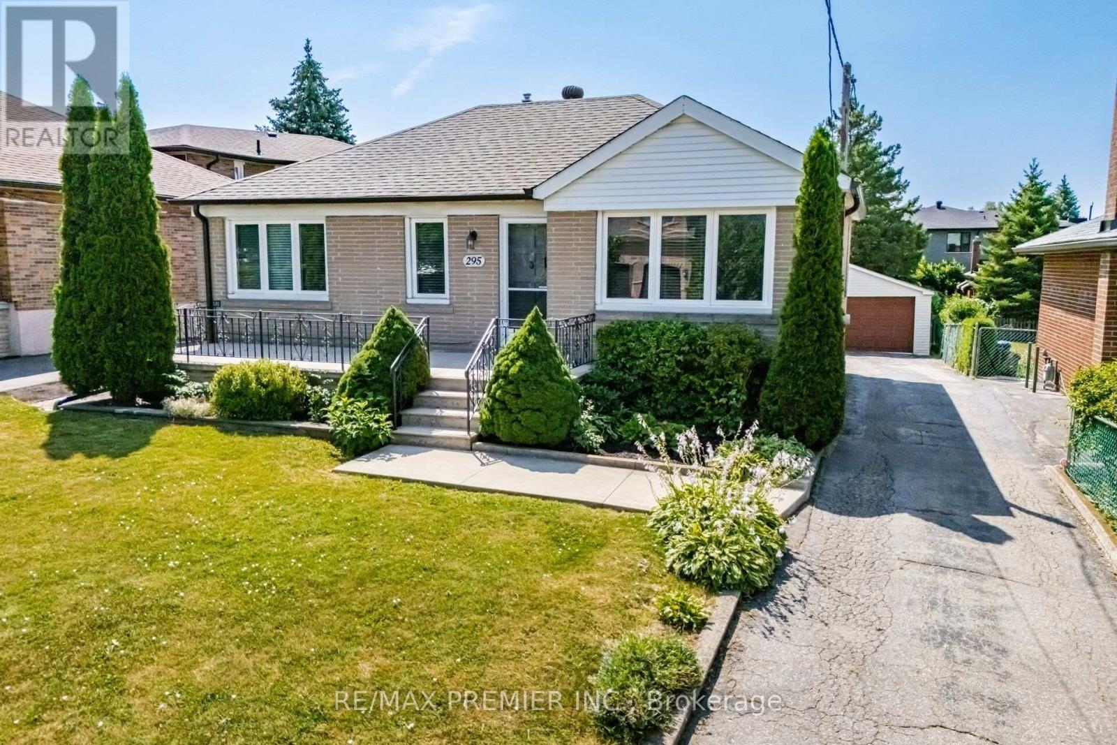 Photo of 295 Falstaff Avenue