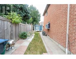 25 Carabram Court, Brampton, ON L6X4M2 Photo 15