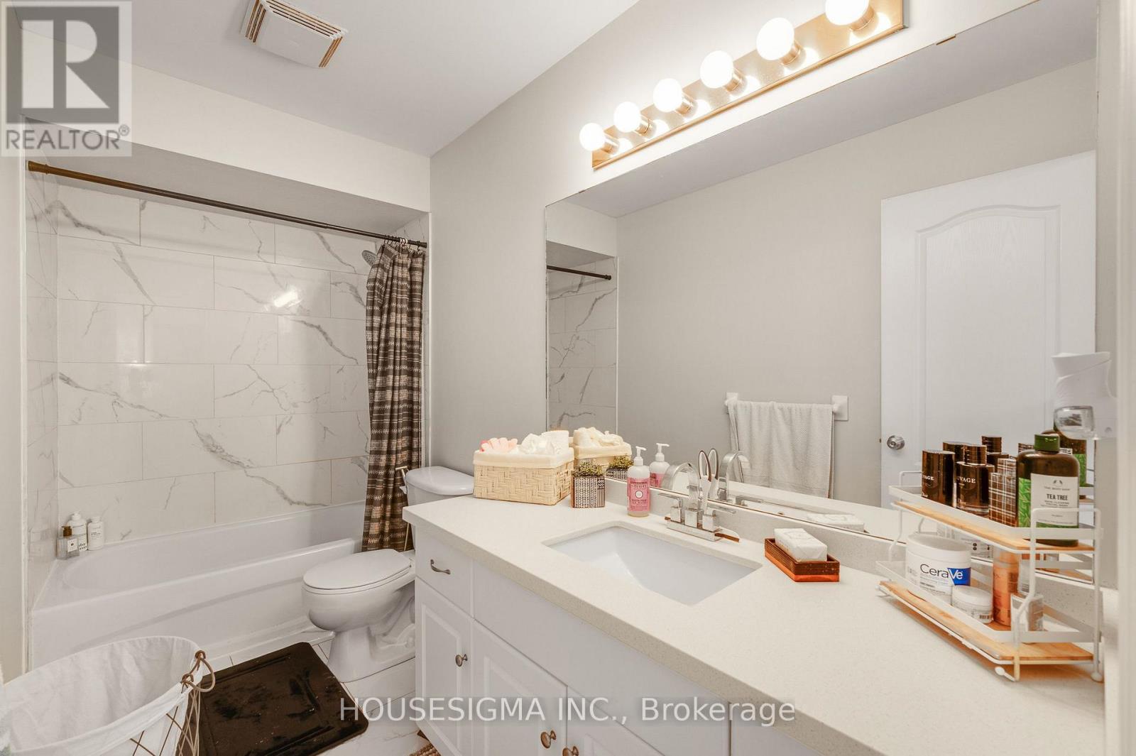 35 PALACEBEACH TRAIL - 18