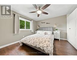 19 Hillsdale Court, Hamilton, ON L9H6H1 Photo 21