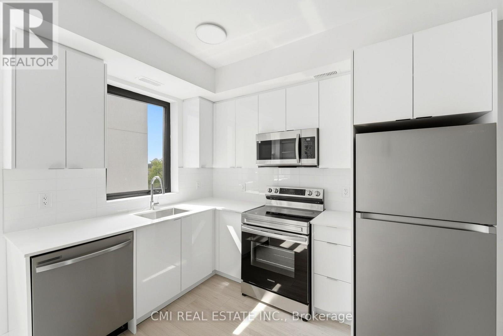 #302 7277 WILSON CRESCENT - 10